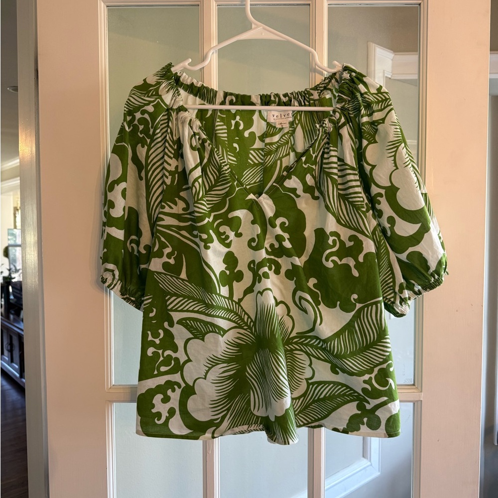 Velvet by Graham & Spencer Green & White Tropical Loose Fit Lightweight Sz M New
